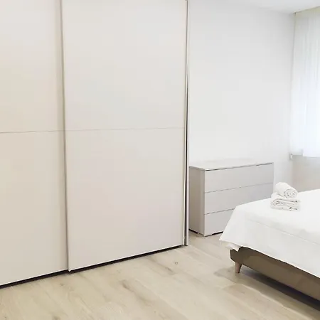 Apartment Fantasia
